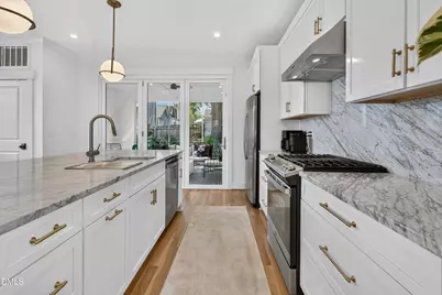 210 N State Street, Raleigh, NC 27601 - Photo 18