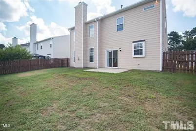 5525 Keowee Way, Raleigh, NC 27616 - Photo 10