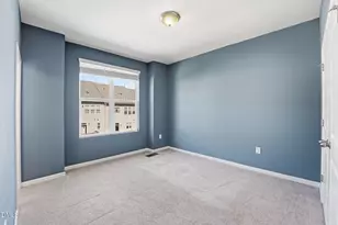 3217 Kempthorne Rd, Cary, NC 27519 - Photo 18