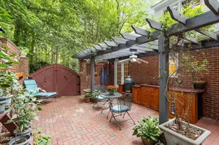 416 Brookside Dr, Chapel Hill, NC 27516 - Photo 22