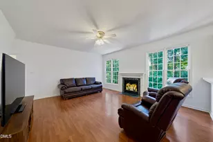 226 Castle Hayne Dr, Cary, NC 27519 - Photo 10