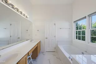 226 Castle Hayne Dr, Cary, NC 27519 - Photo 26