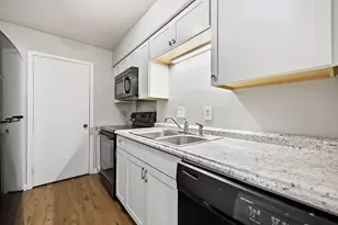 1130 Schaub Dr Dr, Raleigh, NC 27606 - Photo 10
