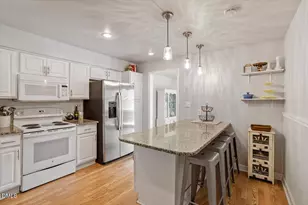 761 E Cardinal Dr, Fuquay Varina, NC 27526 - Photo 2