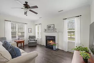 18 Hocutt Farm Dr, Clayton, NC 27527 - Photo 8