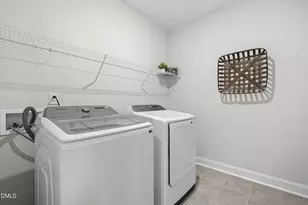 709 Toulouse Ct, Cary, NC 27519 - Photo 38