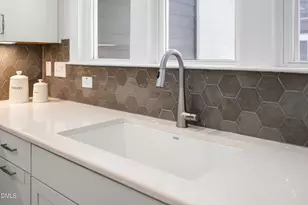 709 Toulouse Ct, Cary, NC 27519 - Photo 20
