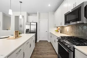 709 Toulouse Ct, Cary, NC 27519 - Photo 18