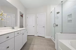 709 Toulouse Ct, Cary, NC 27519 - Photo 32