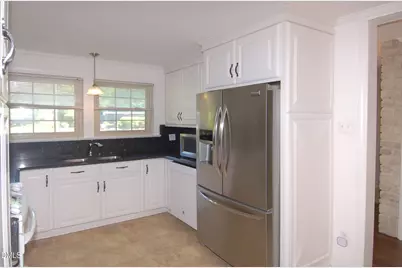 706 Smedes Place, Raleigh, NC 27605 - Photo 4