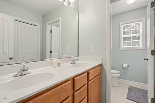 8417 Dunnington Cir, Raleigh, NC 27613 - Photo 28