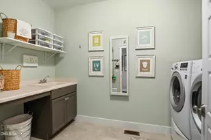 1331 Revolution Cir, Raleigh, NC 27603 - Photo 16