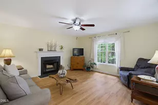 901 Finchurch Cir, Wake Forest, NC 27587 - Photo 2