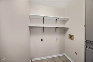 1621 River Knoll Dr, Raleigh, NC 27610 - Photo 10