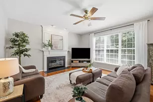 729 Hillsford Ln, Apex, NC 27502 - Photo 6