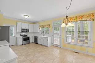 3012 Dahlgreen Rd, Raleigh, NC 27615 - Photo 6
