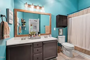 10024 Smith Basin Ln, Raleigh, NC 27614 - Photo 16
