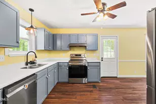 133 Stagecrest Dr, Raleigh, NC 27603 - Photo 6