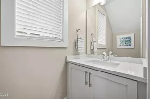 413 Heather Dr, Raleigh, NC 27606 - Photo 16