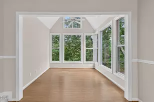 1000 Brighthurst Dr, Raleigh, NC 27605 - Photo 22