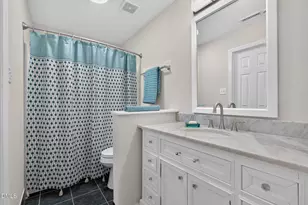 1000 Brighthurst Dr, Raleigh, NC 27605 - Photo 20