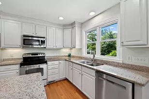 3312 Coleridge Dr, Raleigh, NC 27609 - Photo 10