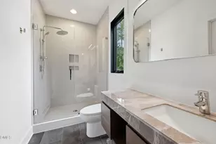 814 Tyrrell Rd, Raleigh, NC 27609 - Photo 38