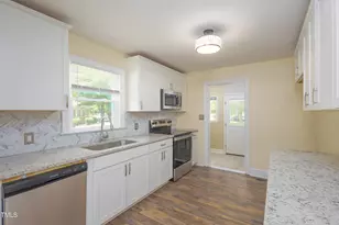 605 E Montgomery St, Henderson, NC 27536 - Photo 10