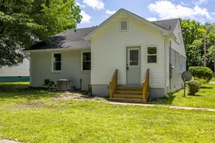 605 E Montgomery St, Henderson, NC 27536 - Photo 20