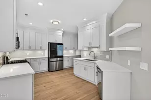 2004 Clyde Bank Ct, Cary, NC 27511 - Photo 4
