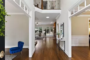 400 Flint Point Ln, Holly Springs, NC 27540 - Photo 2