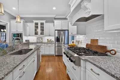 5207 Dutchman Drive, Raleigh, NC 27606 - Photo 16