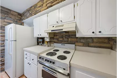 4709 Edwards Mill Road #E, Raleigh, NC 27612 - Photo 10
