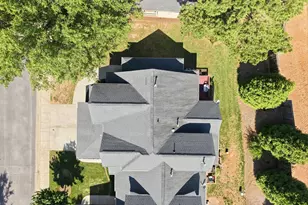 7642 Astoria Pl, Raleigh, NC 27612 - Photo 36