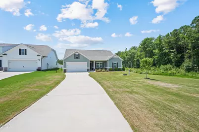 123 Bristow Court, Four Oaks, NC 27524 - Photo 2