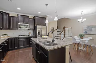 636 Chronicle Dr, Cary, NC 27513 - Photo 10