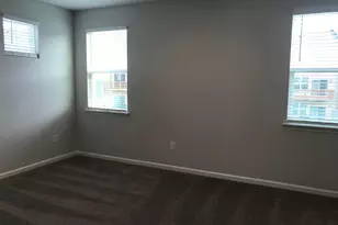 1042 Commack Dr, Durham, NC 27703 - Photo 8