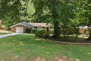 409 Oakridge Rd, Cary, NC 27511 - Photo 46