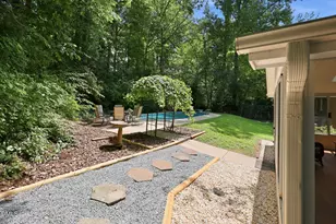 409 Oakridge Rd, Cary, NC 27511 - Photo 34