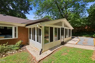 409 Oakridge Rd, Cary, NC 27511 - Photo 36
