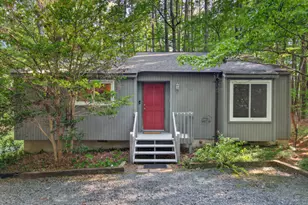 614 Hatch Rd, Chapel Hill, NC 27516 - Photo 1
