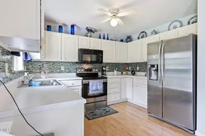 119 Clearwater Drive, Smithfield, NC 27577 - Photo 6
