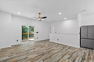 242 Oakdale Ave, Clayton, NC 27520 - Photo 4