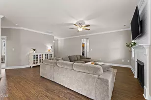 137 Shadybrook Dr, Benson, NC 27504 - Photo 6