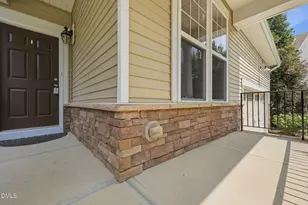 504 Bouree Cir, Raleigh, NC 27606 - Photo 2