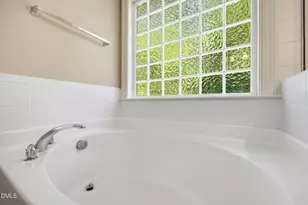 504 Bouree Cir, Raleigh, NC 27606 - Photo 26