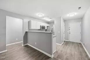 1801 Trailwood Heights Ln, Raleigh, NC 27603 - Photo 4