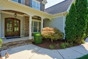 512 Foxdale Ridge Dr, Cary, NC 27519 - Photo 2