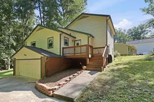 11129 Lakeshore Dr, Raleigh, NC 27613 - Photo 6