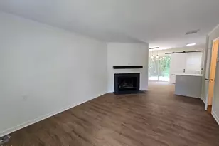 118 Chaucer Ct, Carrboro, NC 27510 - Photo 4